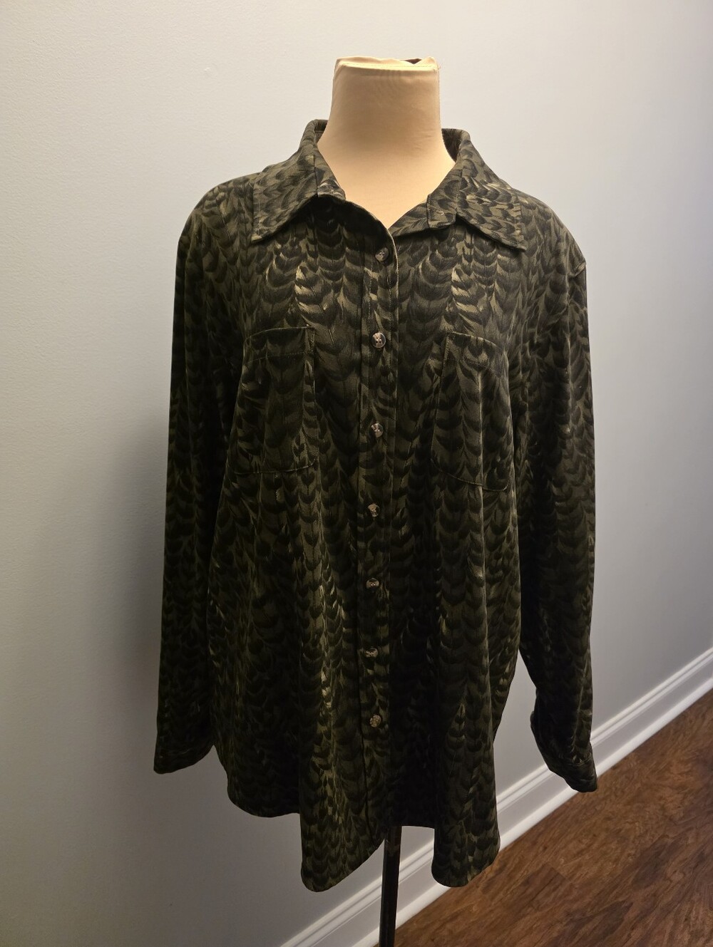 Stonebridge Olive Green Feather Print Blouse
